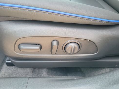 New 2026 Buick Envista Sport Touring w/ Convenience I Package FWD image 17