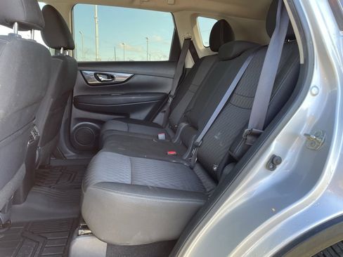 Certified 2018 Nissan Rogue S image 15