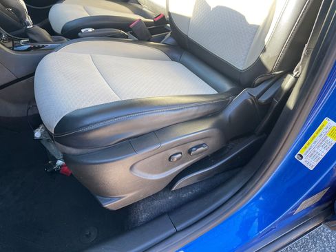 Used 2018 Buick Encore Preferred image 13