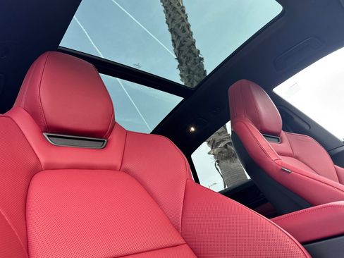 Used 2024 Porsche Macan 4 Electric image 19