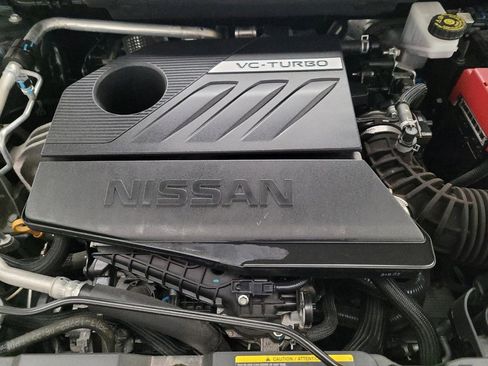 Used 2023 Nissan Rogue SV image 30