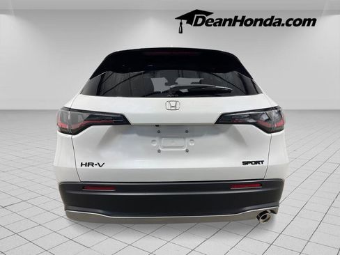 New 2026 Honda HR-V Sport image 4