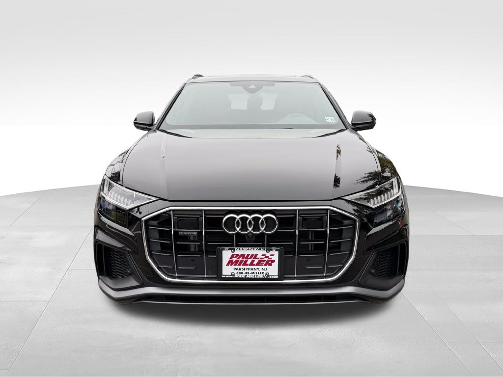 Used 2023 Audi Q8 Premium Plus AWD/4WD image 2