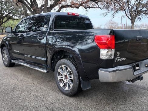 Used 2012 Toyota Tundra 2WD CrewMax w/ SR5 Pkg image 9