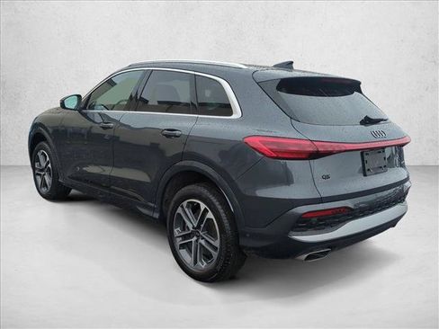 Used 2025 Audi Q5 Premium w/ Convenience Package AWD/4WD image 9