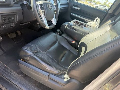 Used 2016 Toyota Tundra SR5 AWD/4WD image 10