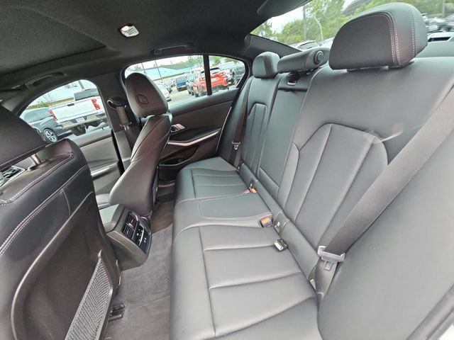 Used 2023 BMW 330i xDrive Sedan w/ Premium Package AWD/4WD image 28