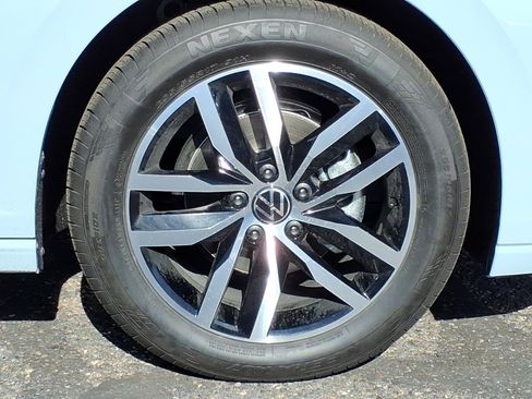 New 2026 Volkswagen Jetta SE FWD image 6