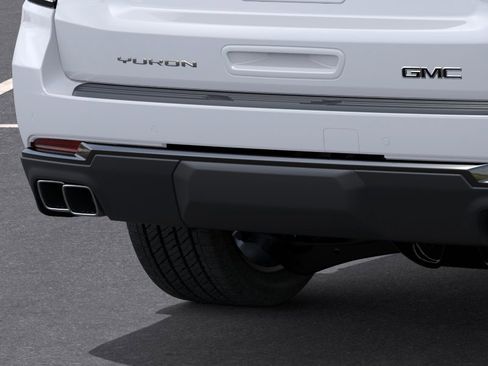 New 2026 GMC Yukon Denali Ultimate AWD/4WD image 14