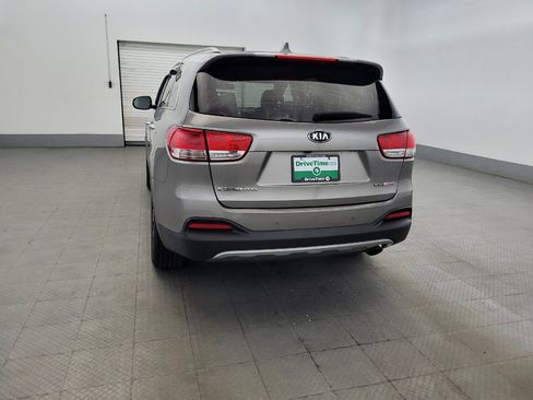 Used 2017 Kia Sorento EX w/ EX Premium Package AWD/4WD image 6