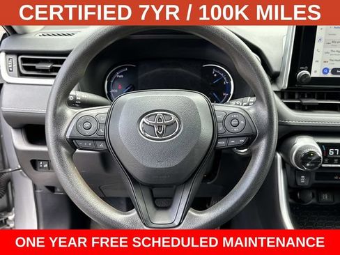 Used 2024 Toyota RAV4 XLE AWD/4WD image 18