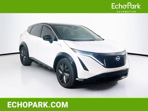 Used 2023 Nissan Ariya FWD image 1