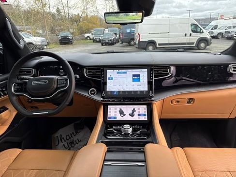 Used 2025 Jeep Grand Wagoneer L Series III w/ Quick Order Packagew 28T image 11