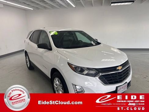 Used 2020 Chevrolet Equinox LS AWD/4WD image 1