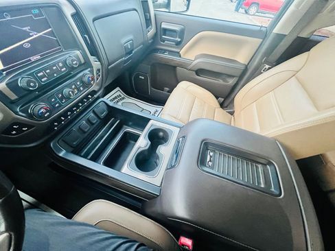 Used 2017 GMC Sierra 2500 Denali w/ Duramax Plus Package image 31