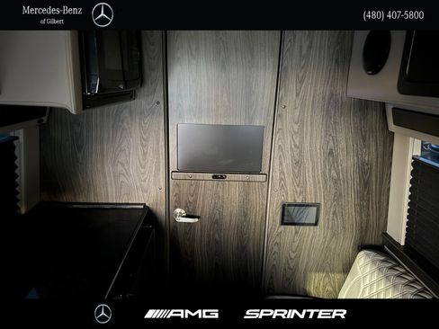Used 2024 Mercedes-Benz Sprinter 3500 image 31