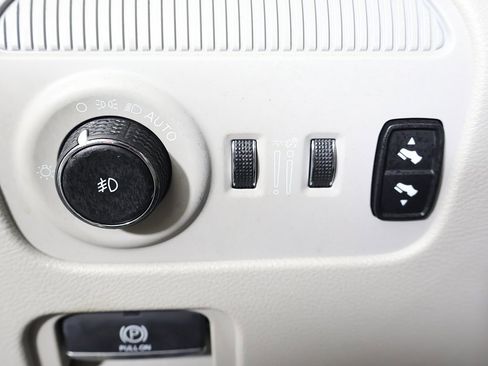 Used 2022 Jeep Wagoneer Series III w/ Premium Group I image 49