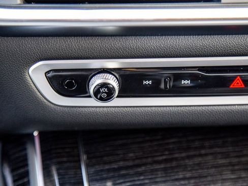 New 2026 BMW X7 M60i AWD/4WD image 17