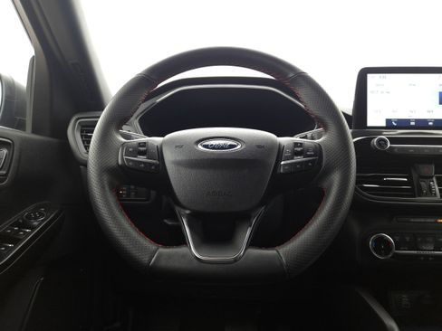 Used 2025 Ford Escape ST-Line image 36