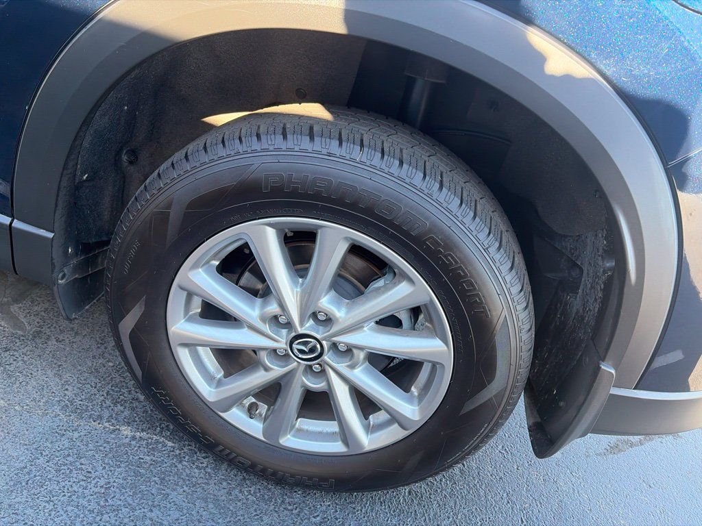 Used 2023 MAZDA CX-5 AWD 2.5 S w/ Select Package image 11