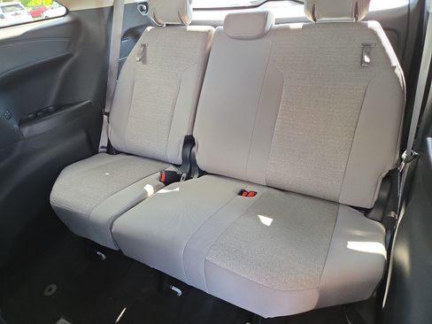 Certified 2025 Toyota Sienna LE w/ LE Plus Package AWD/4WD image 18