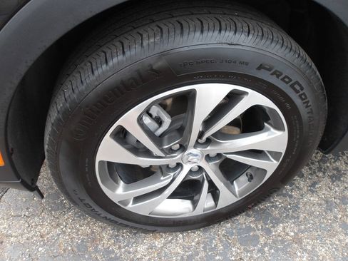 Used 2022 Buick Envision Essence w/ Safety Package FWD image 33