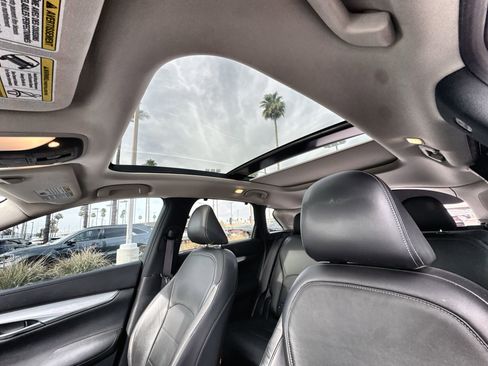 Used 2020 INFINITI QX50 Sensory w/ Proactive Package image 19