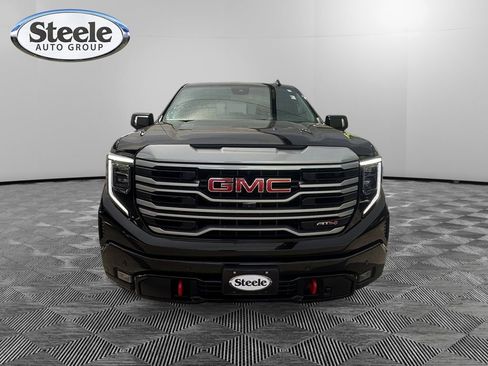 Used 2024 GMC Sierra 1500 AT4 w/ AT4 Premium Package image 8