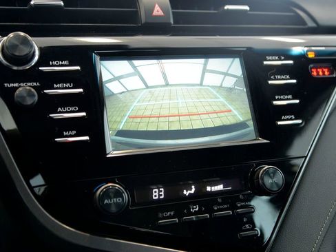 Used 2019 Toyota Camry SE image 20