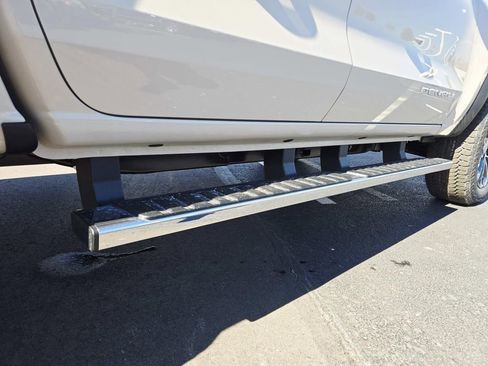 New 2026 GMC Canyon Denali image 18