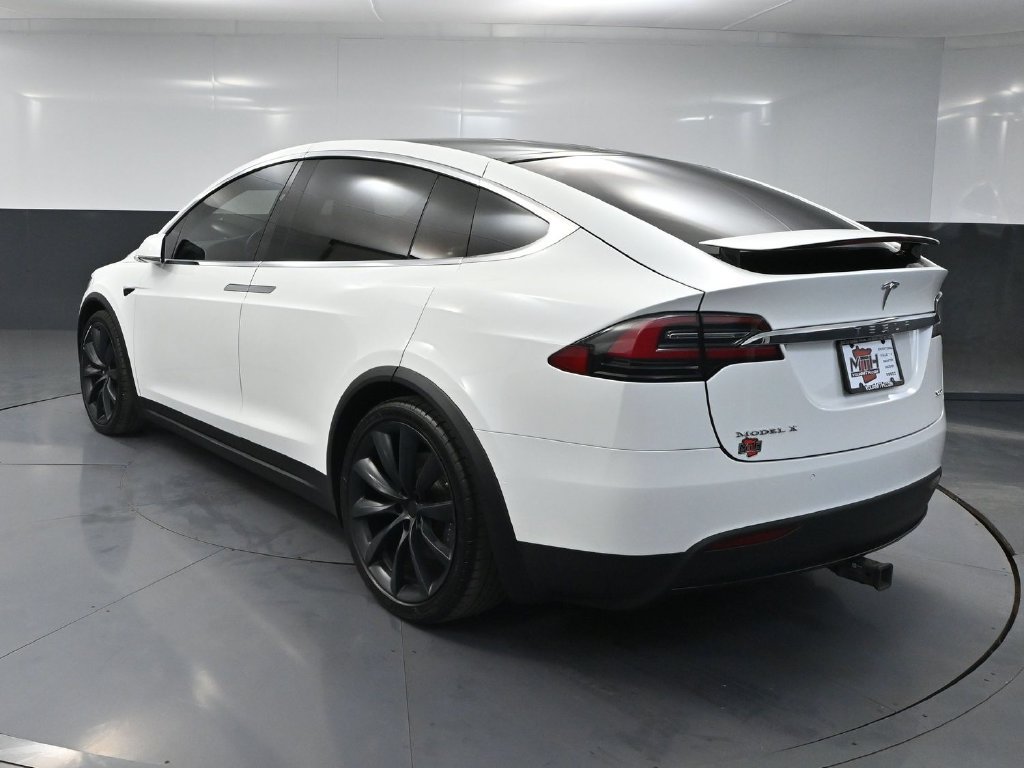 Used 2018 Tesla Model X 100D AWD/4WD image 5