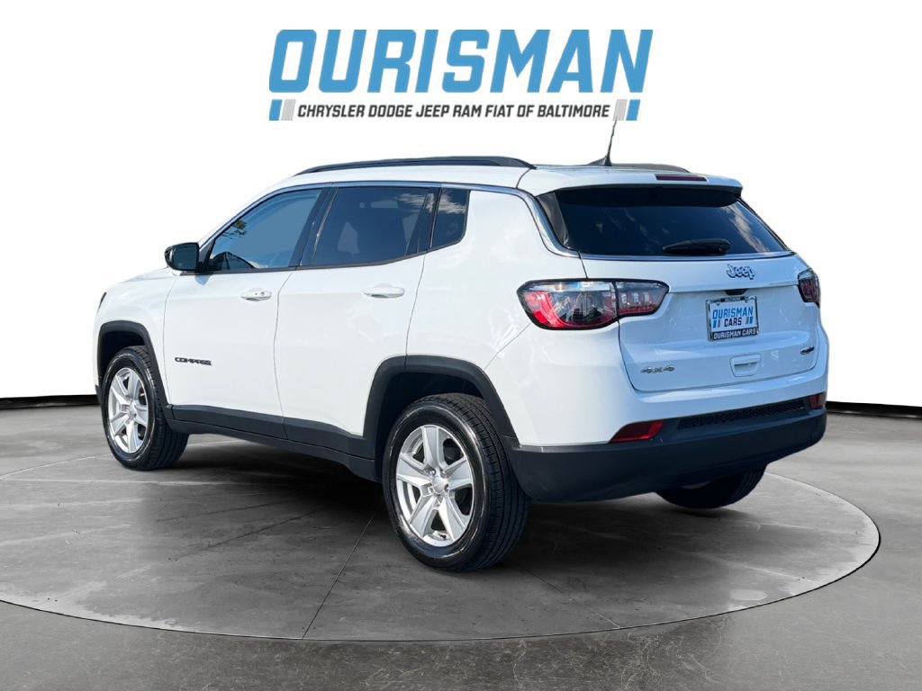Used 2022 Jeep Compass Latitude w/ Convenience Group AWD/4WD image 4