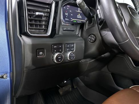 Used 2025 GMC Sierra 1500 Denali Ultimate AWD/4WD image 18