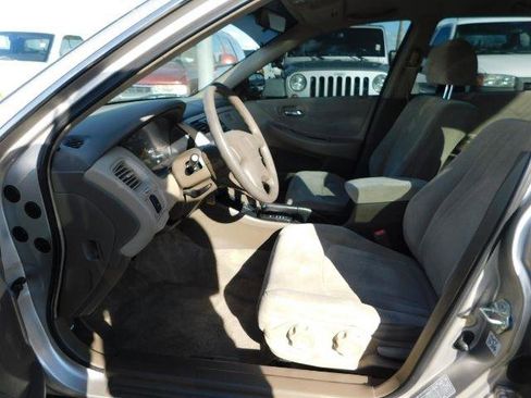 Used 1999 Honda Accord LX image 10