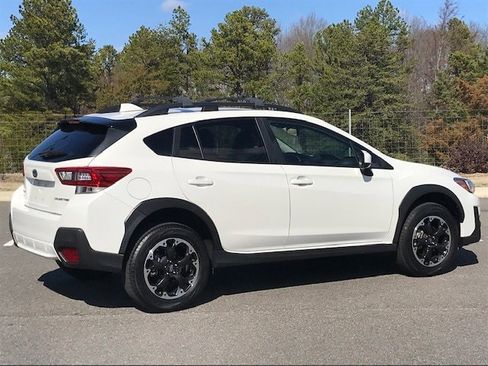 Certified 2023 Subaru Crosstrek 2.0i Premium image 3