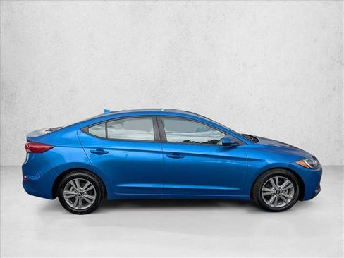 Used 2018 Hyundai Elantra SEL FWD image 4