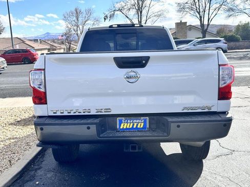 Used 2019 Nissan Titan PRO-4X w/ Pro-4x Convenience Package image 4