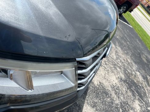 Used 2017 Ford Explorer XLT FWD image 14