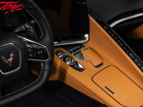 Used 2023 Chevrolet Corvette Stingray Preferred Cpe w/ Z51 Performance Package RWD image 31
