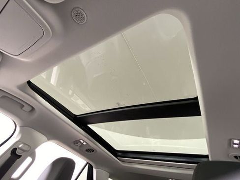 New 2025 Ford Explorer Active w/ Active Comfort Package image 22