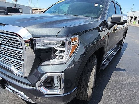 Used 2021 GMC Sierra 1500 Denali w/ Driver Alert Package II AWD/4WD image 9