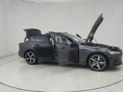 Used 2024 Volvo S60 B5 Plus w/ Climate Package image 74