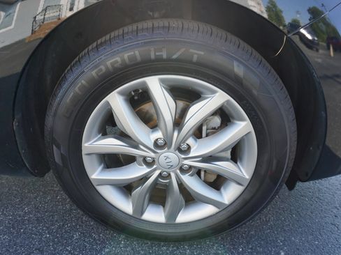 Used 2019 Kia Sedona EX FWD image 25