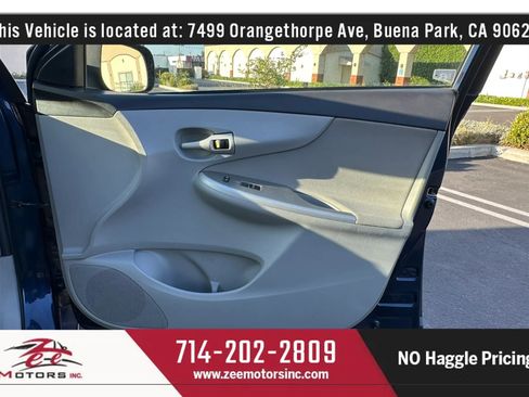 Used 2013 Toyota Corolla LE FWD image 38