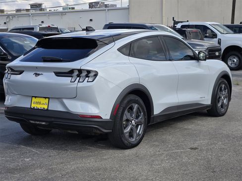 Used 2023 Ford Mustang Mach-E Select image 5