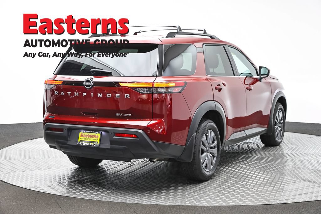 Used 2024 Nissan Pathfinder SV AWD/4WD image 6