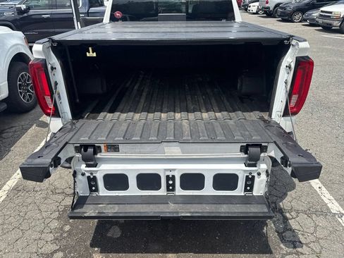 Used 2020 GMC Sierra 1500 SLT w/ SLT Premium Plus Package AWD/4WD image 16