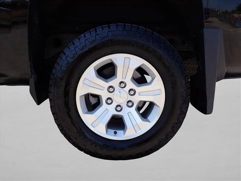 Used 2017 Chevrolet Silverado 1500 LT w/ All Star Edition AWD/4WD image 6