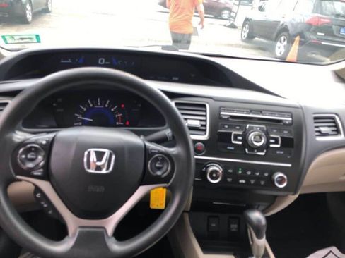 Used 2014 Honda Civic LX image 7
