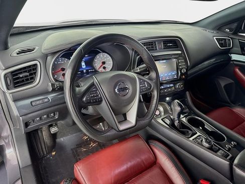 Certified 2021 Nissan Maxima Platinum w/ 40th Anniversary Package image 10